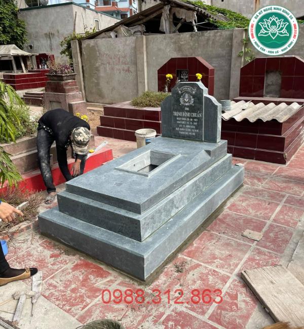 Mộ Đá Xanh Rêu MDXR 09