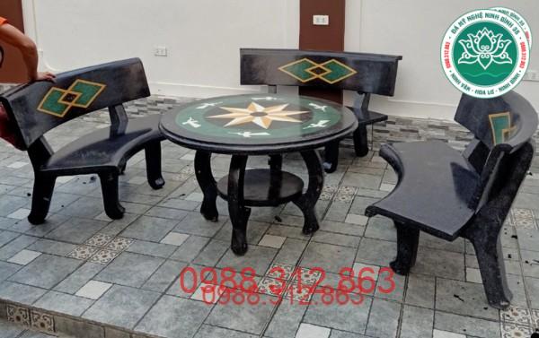 bàn ghế đá